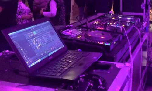 DJ